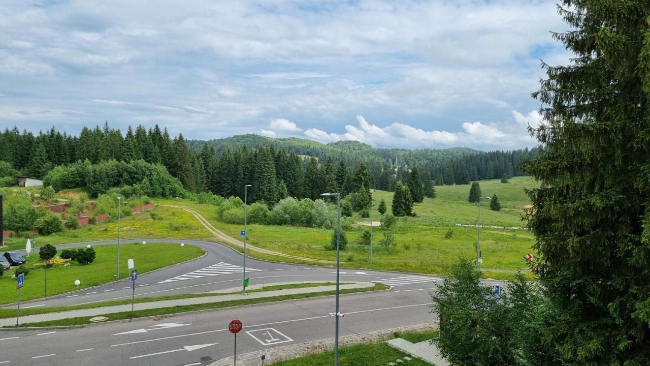 Charming Family Condo In Silver Mountain Poiana Brasov Bagian luar foto