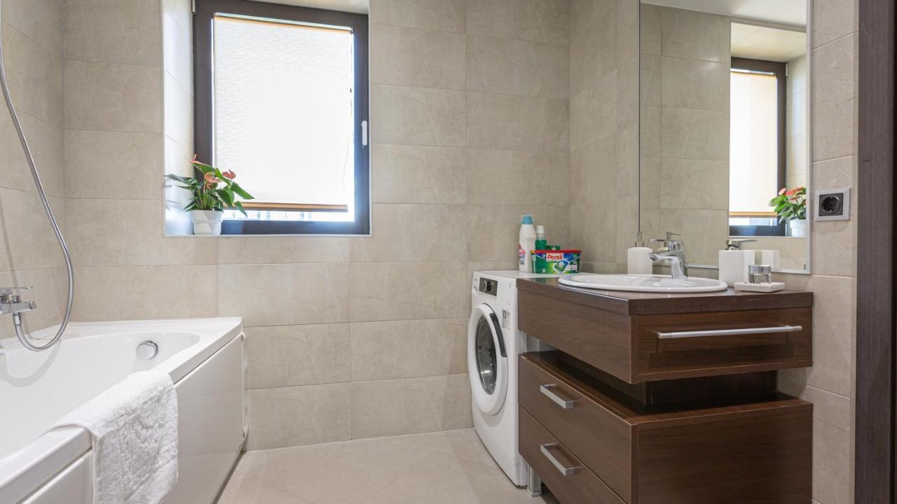 Charming Family Condo In Silver Mountain Poiana Brasov Bagian luar foto